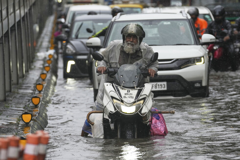Urban flooding disrupting Mumbai transport